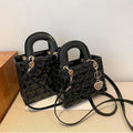 Color: Smooth/red - Evening Bags Heart Embossed Designer Leisure Handbags Chic Luxury Smooth Leather Small Shoulder Messenger Purses Women Hand2024 20 81