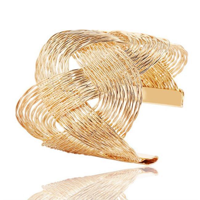 ROMANCE The Interlocking Waves Bracelet