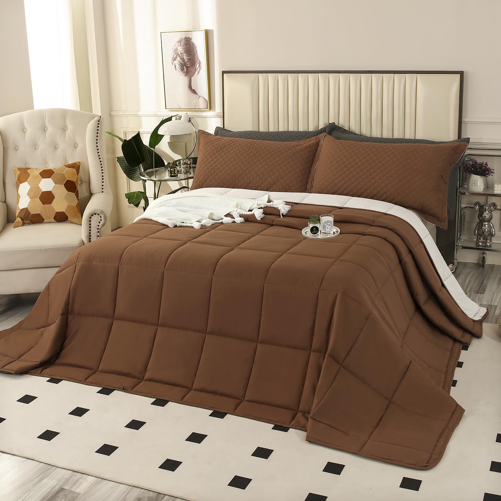SOULOOOE 128x120 Oversized King Plus Comforter Extra Large King Size Quilts 3 Pieces Lightweight Reversible Down Alternative Comforter for All Season with 8 Corner Tabs