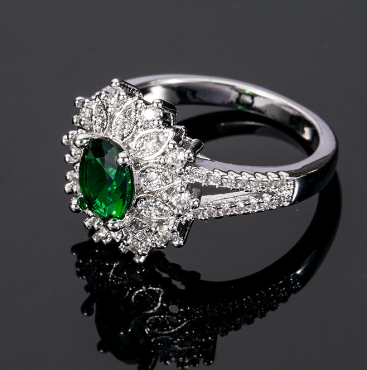 Green Zircon Decorative Ring Jewelry