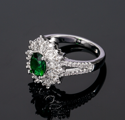 Green Zircon Decorative Ring Jewelry