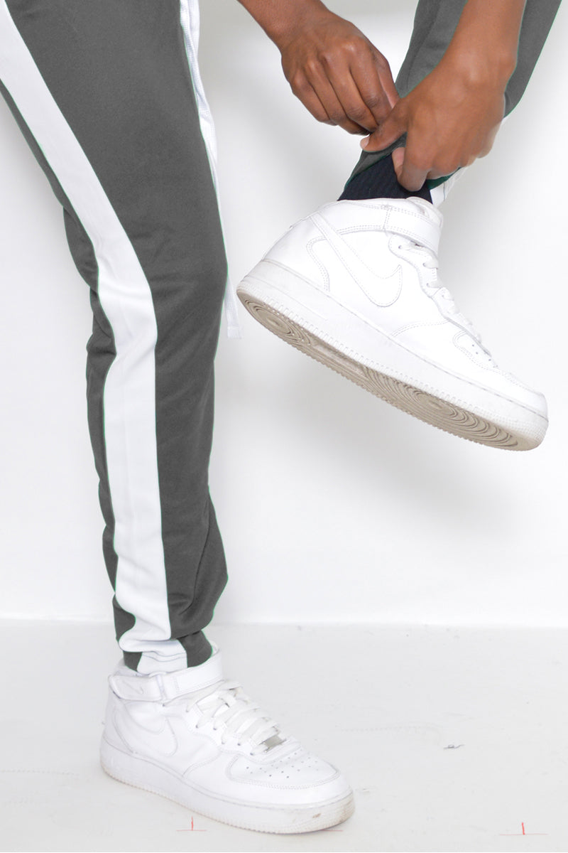 CLASSIC SLIM FIT TRACK PANTS