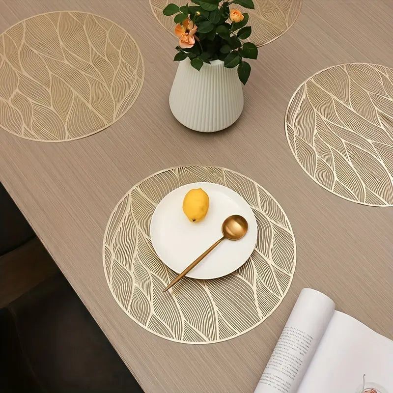 2 Pastoral Style PVC Table Mats with Thermal Insulation